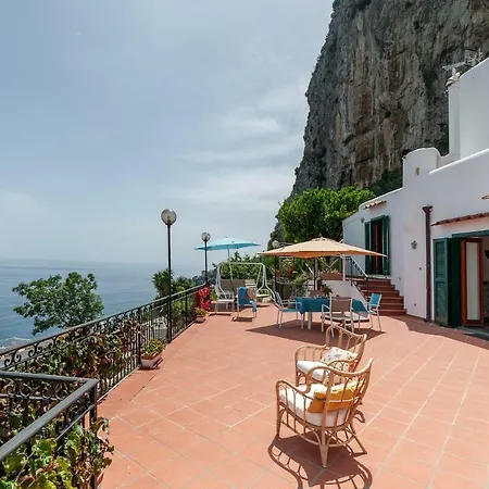 Villa Santa Rosa *